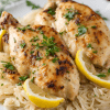 Experience Instant Pot Lemon Garlic Chicken – a perfect blend of zesty flavors. Simplicity meets exquisite taste